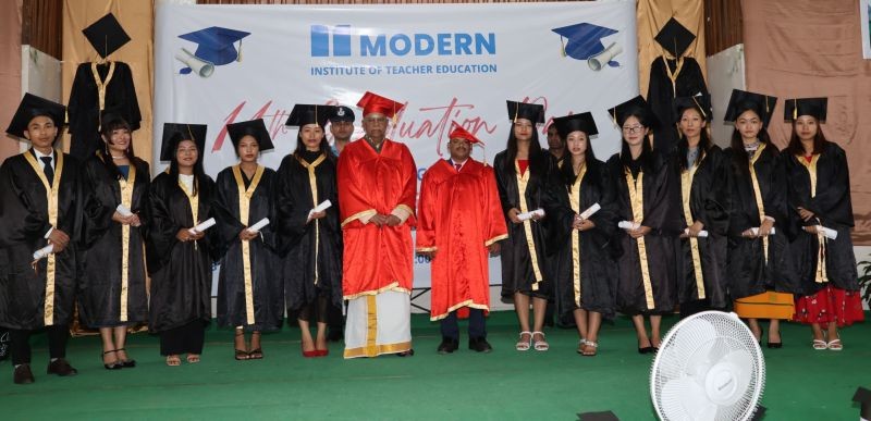 Governor of Nagaland La Ganesan along with the Principal MITE Dr Kate Dandesh Kumar and graduands during the 11th Graduation Day of MITE, Kohima on August 31.